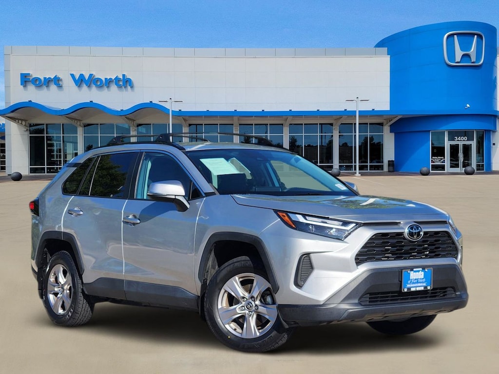 Used 2023 Toyota RAV4 XLE SUV