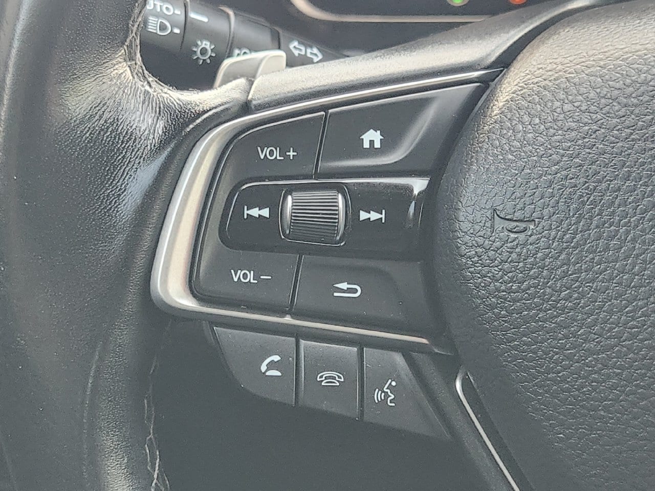 2022 Honda Accord Touring - Photo 26