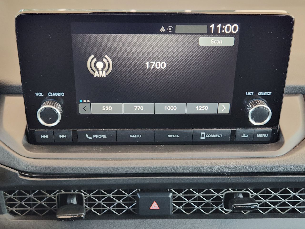 2024 Honda Accord LX - Photo 16