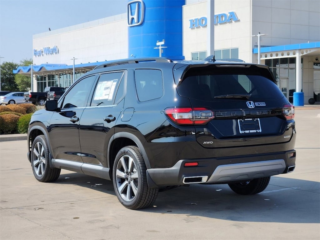 New 2025 Honda Pilot Touring SUV