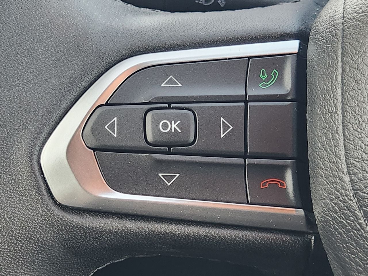 2025 Jeep Compass Limited - Photo 26