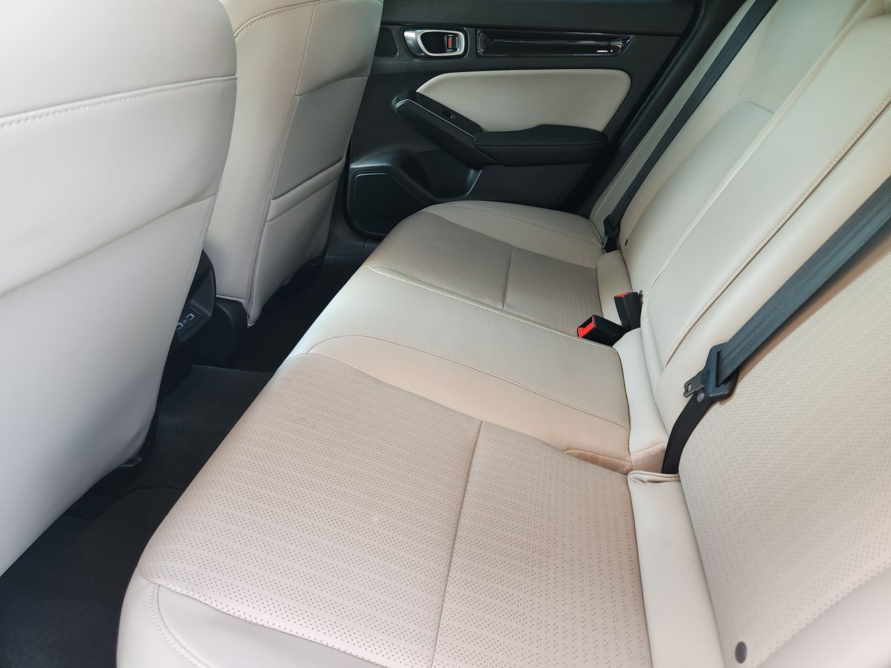 2022 Honda Civic Touring - Photo 29
