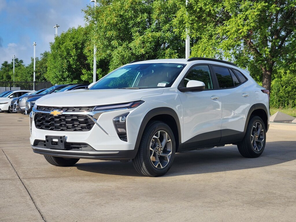 Used 2024 Chevrolet Trax LT SUV