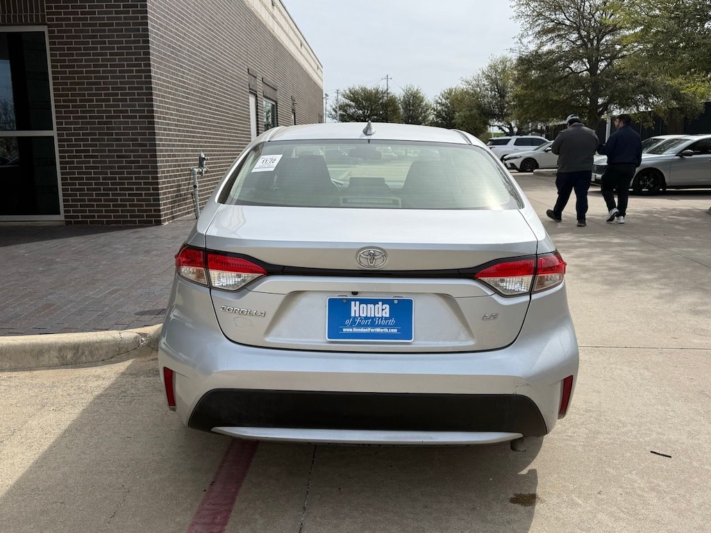 Used 2021 Toyota Corolla LE Sedan