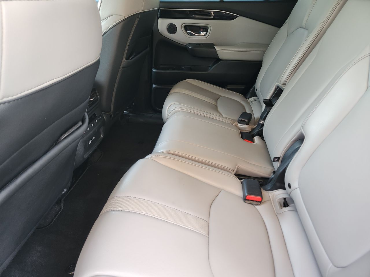 2023 Honda Pilot Touring - Photo 29