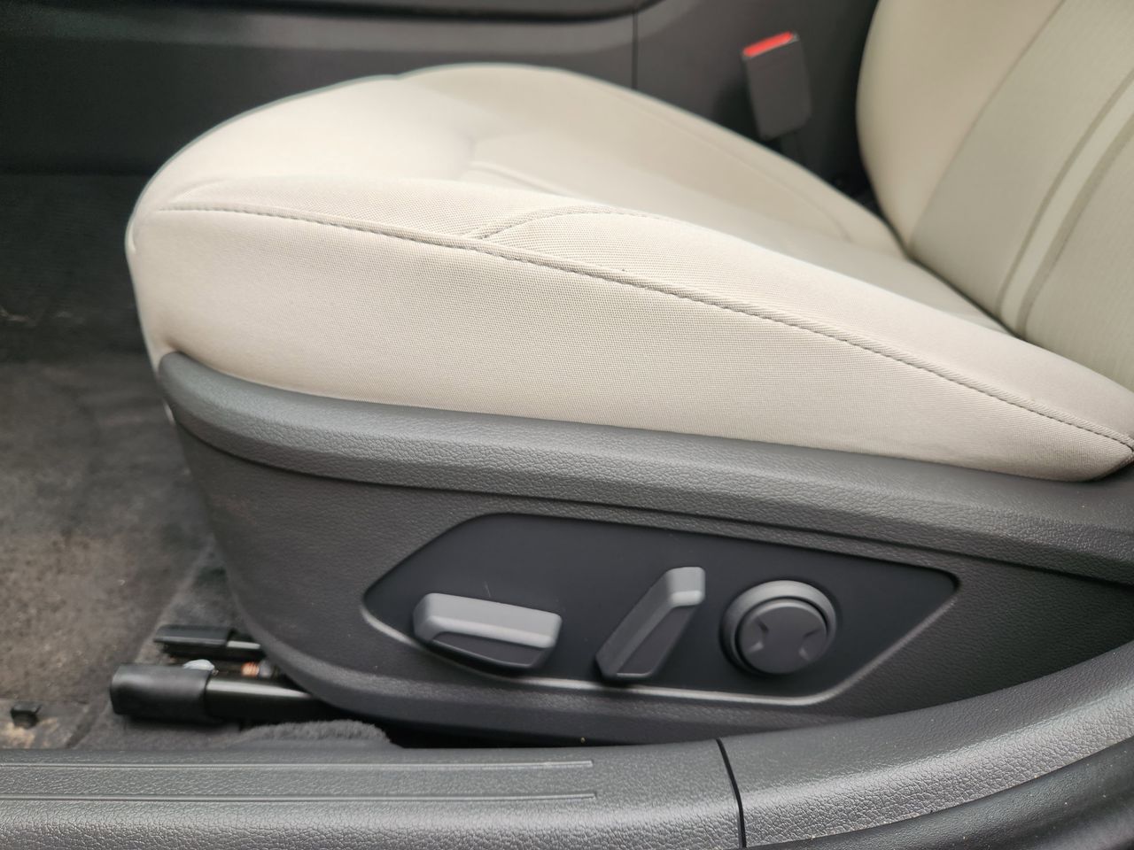 2025 Hyundai Sonata SEL - Photo 23