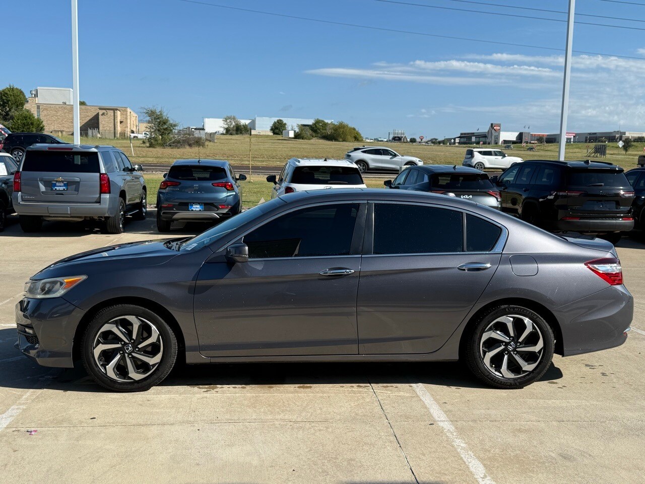 2017 Honda Accord EX-L photo 2