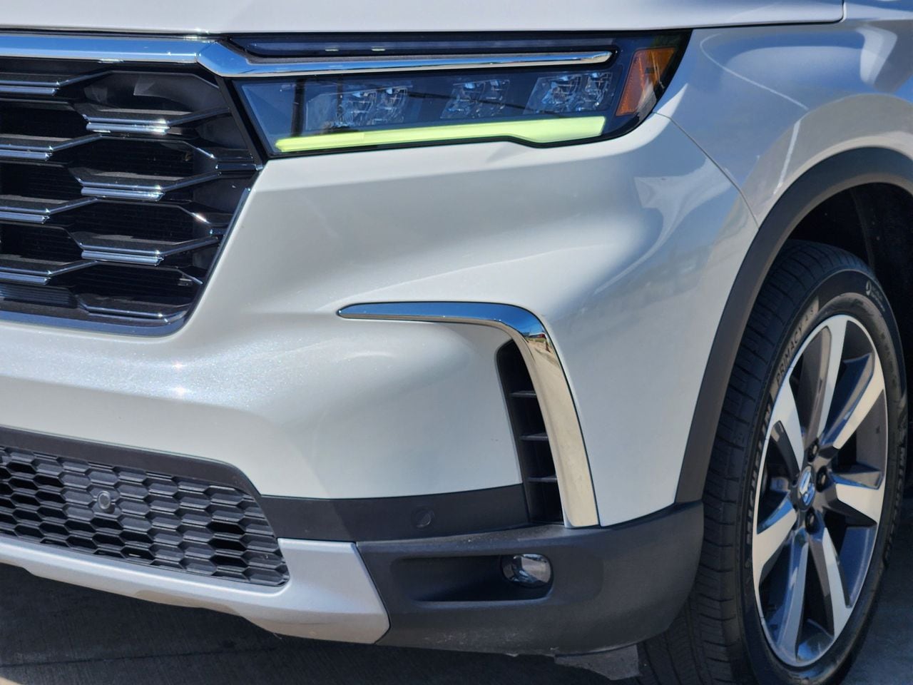 2023 Honda Pilot Touring - Photo 9