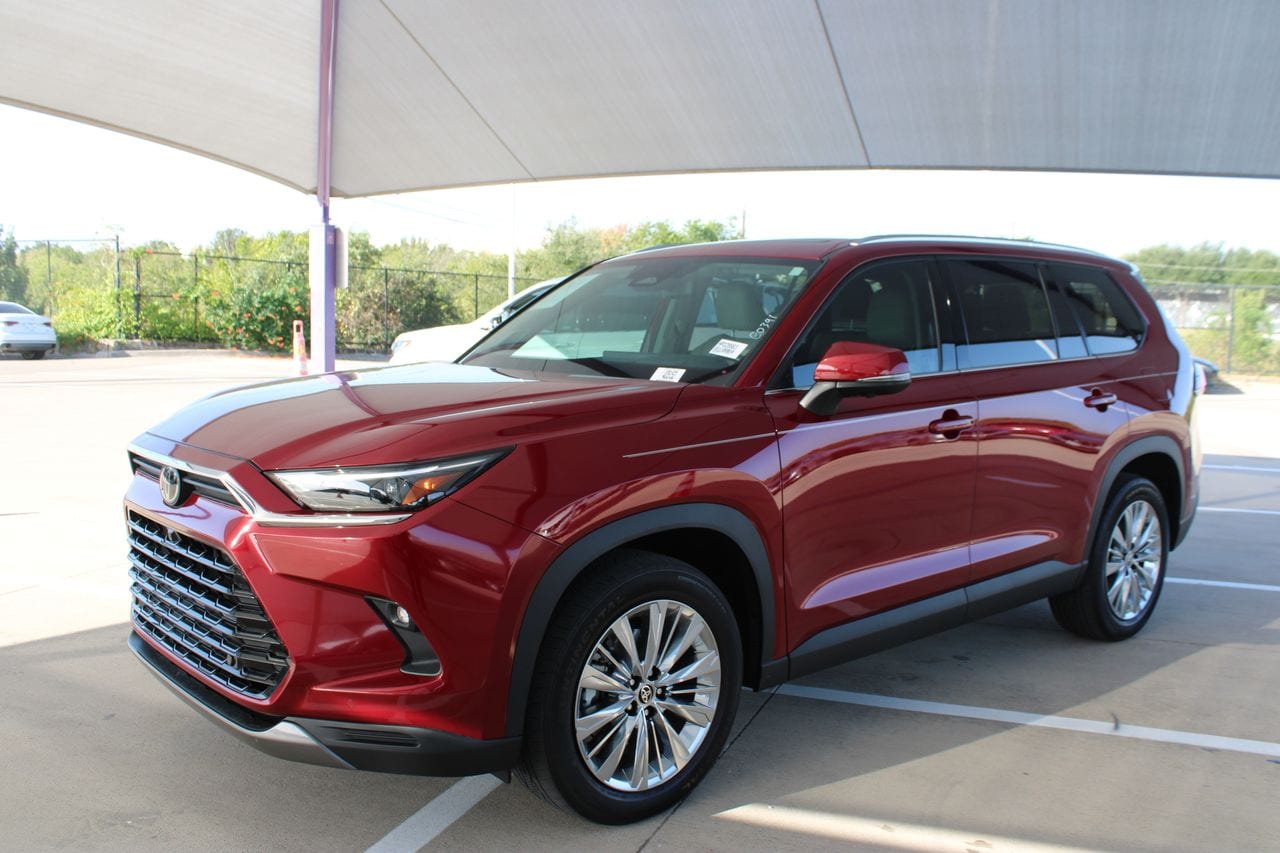 2024 Toyota Grand Highlander Platinum AWD    