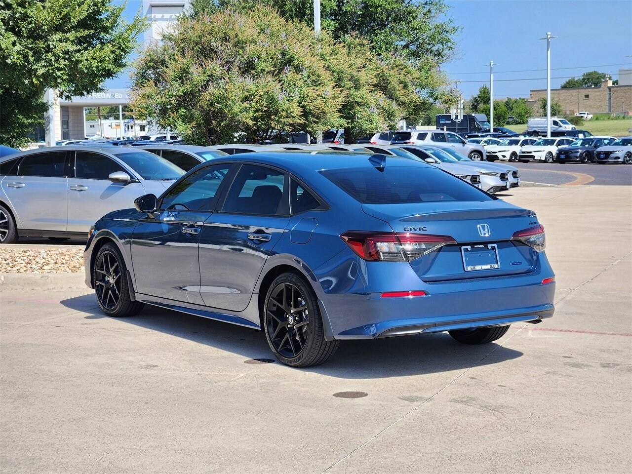 2026 Honda Civic Hybrid Sport photo 4