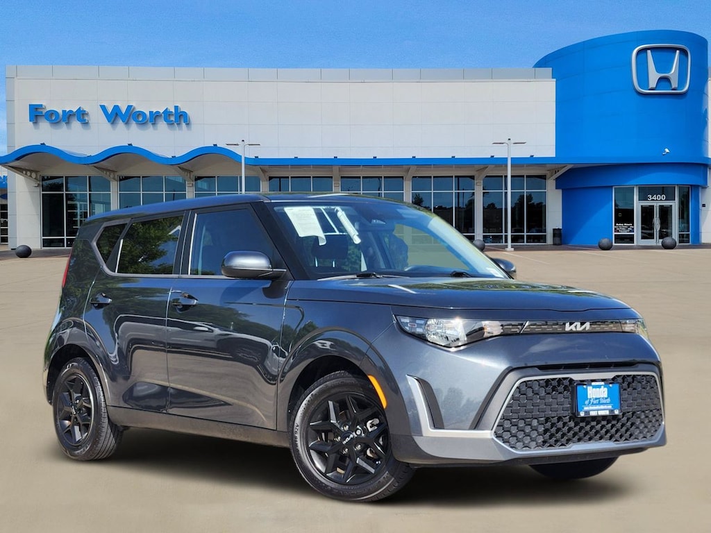 Used 2024 Kia Soul LX Hatchback
