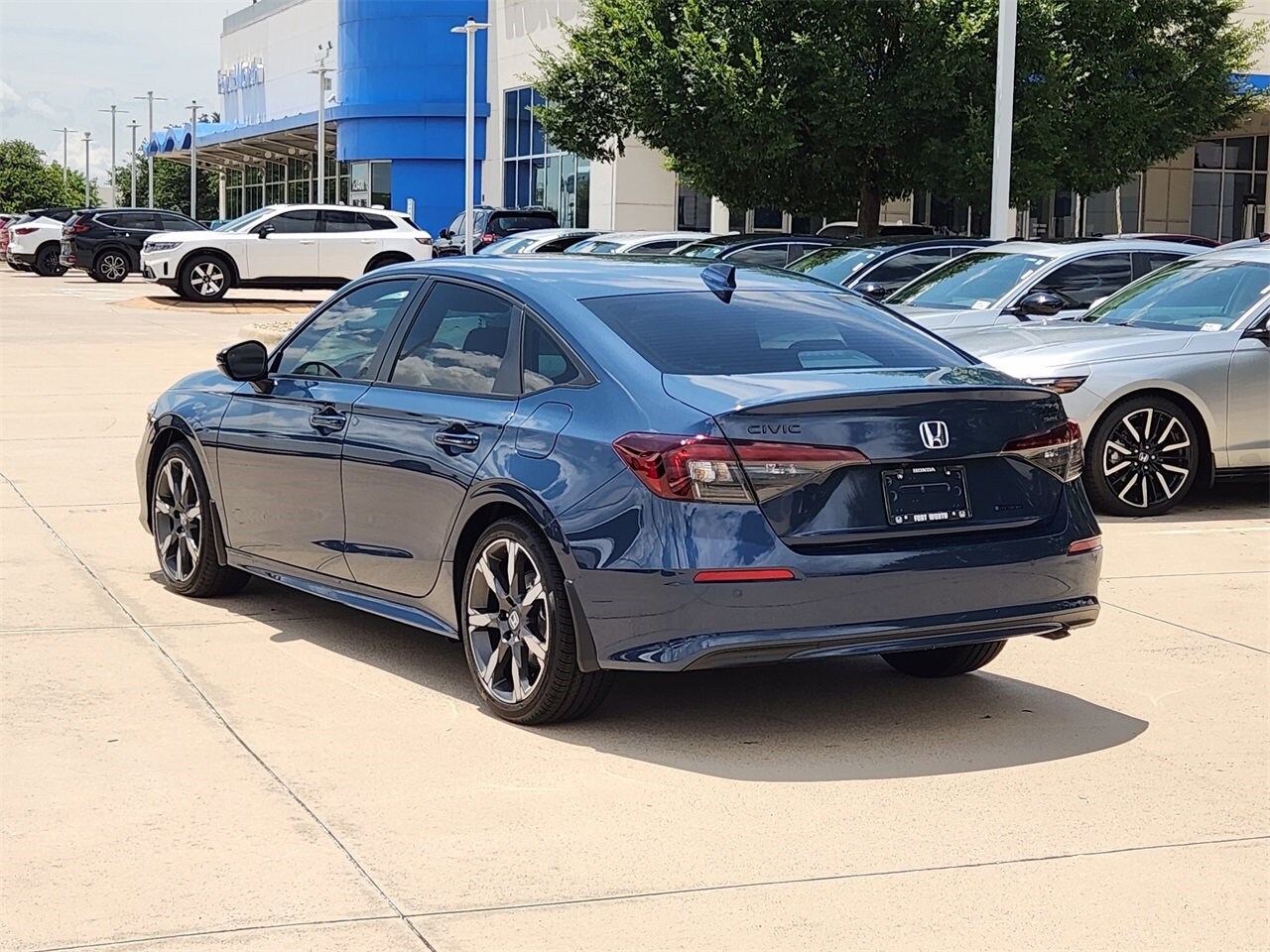 2026 Honda Civic Hybrid Sport Touring photo 4