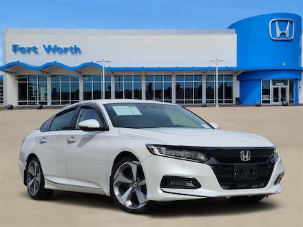 2018 Honda Accord Touring 2.0T Sedan