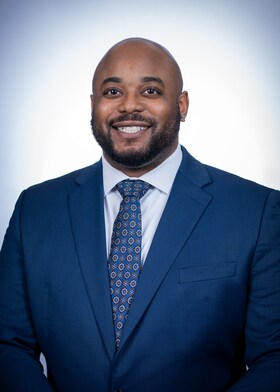Staff member Malik Davis from ID_917739c71a31