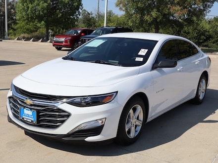 2022 Chevrolet Malibu LS Sedan