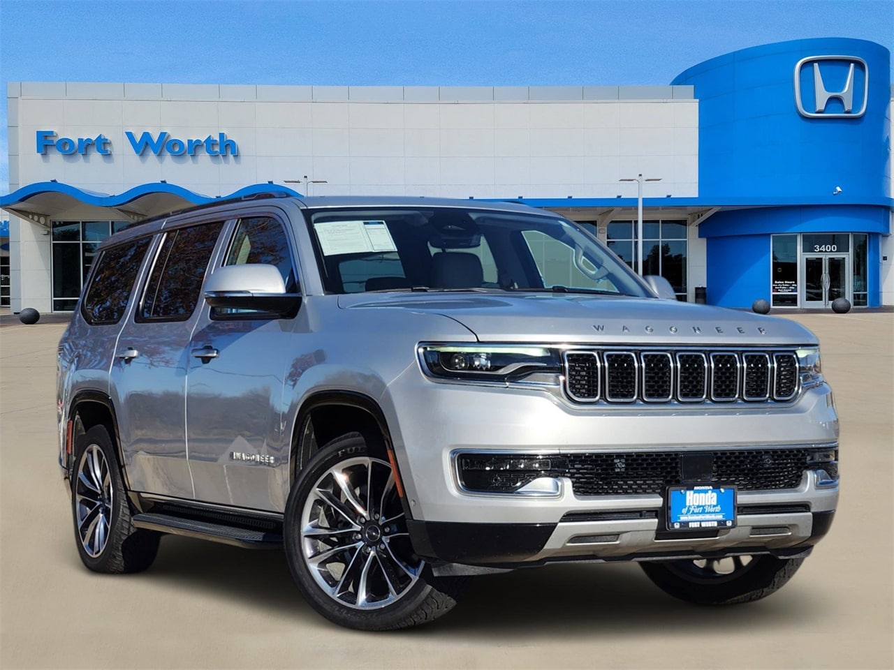 2022 Jeep Wagoneer Series II's photo