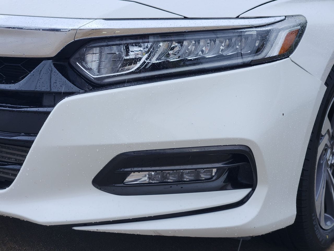 2018 Honda Accord EX - Photo 9