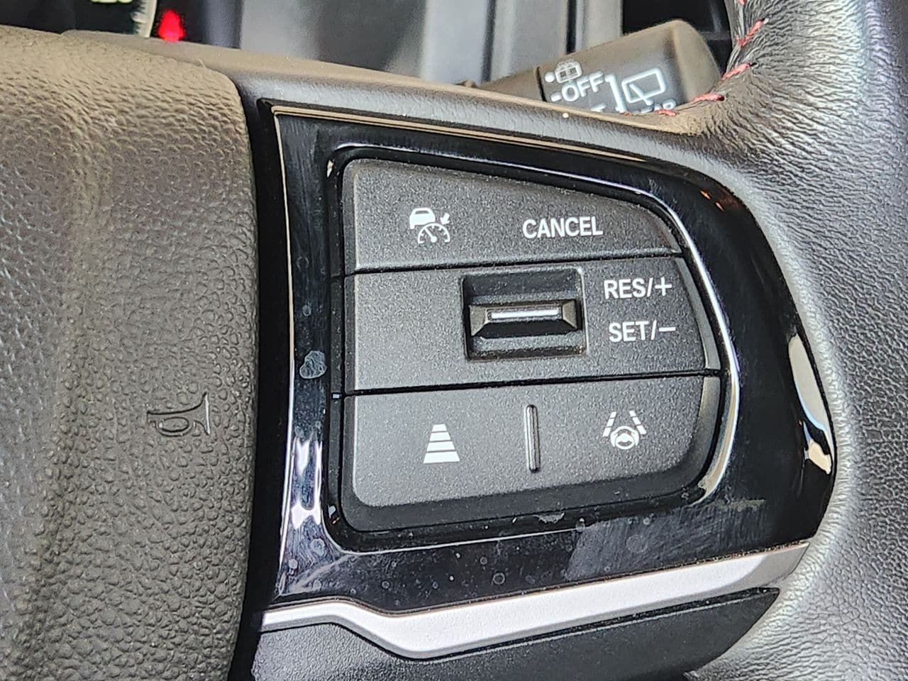 2025 Honda Odyssey Sport L - Photo 28