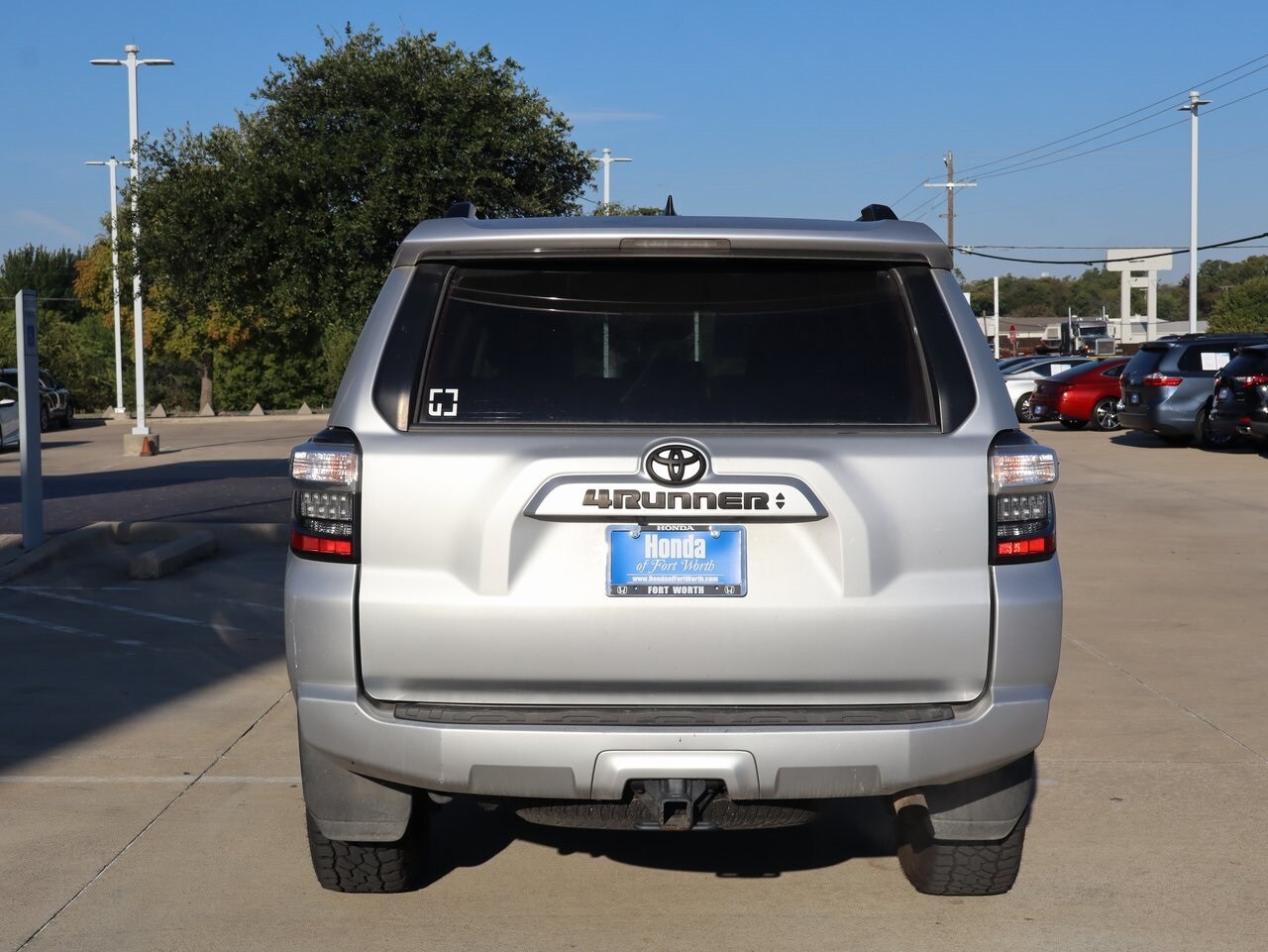 2021 Toyota 4Runner SR5 photo 4