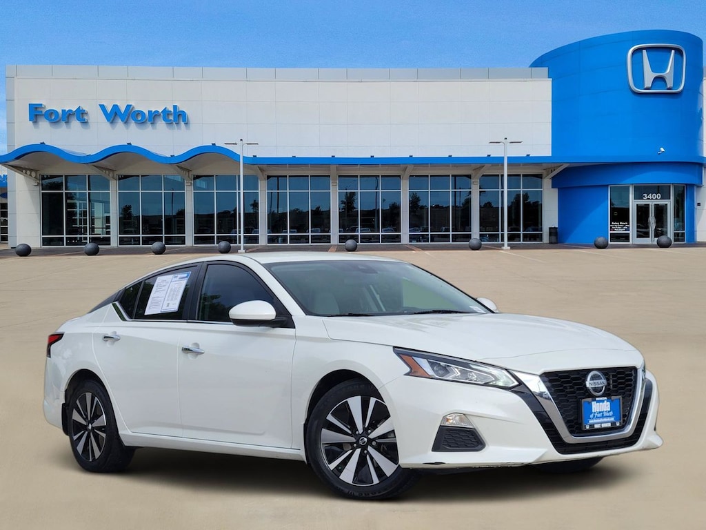 Used 2021 Nissan Altima 2.5 SV Sedan