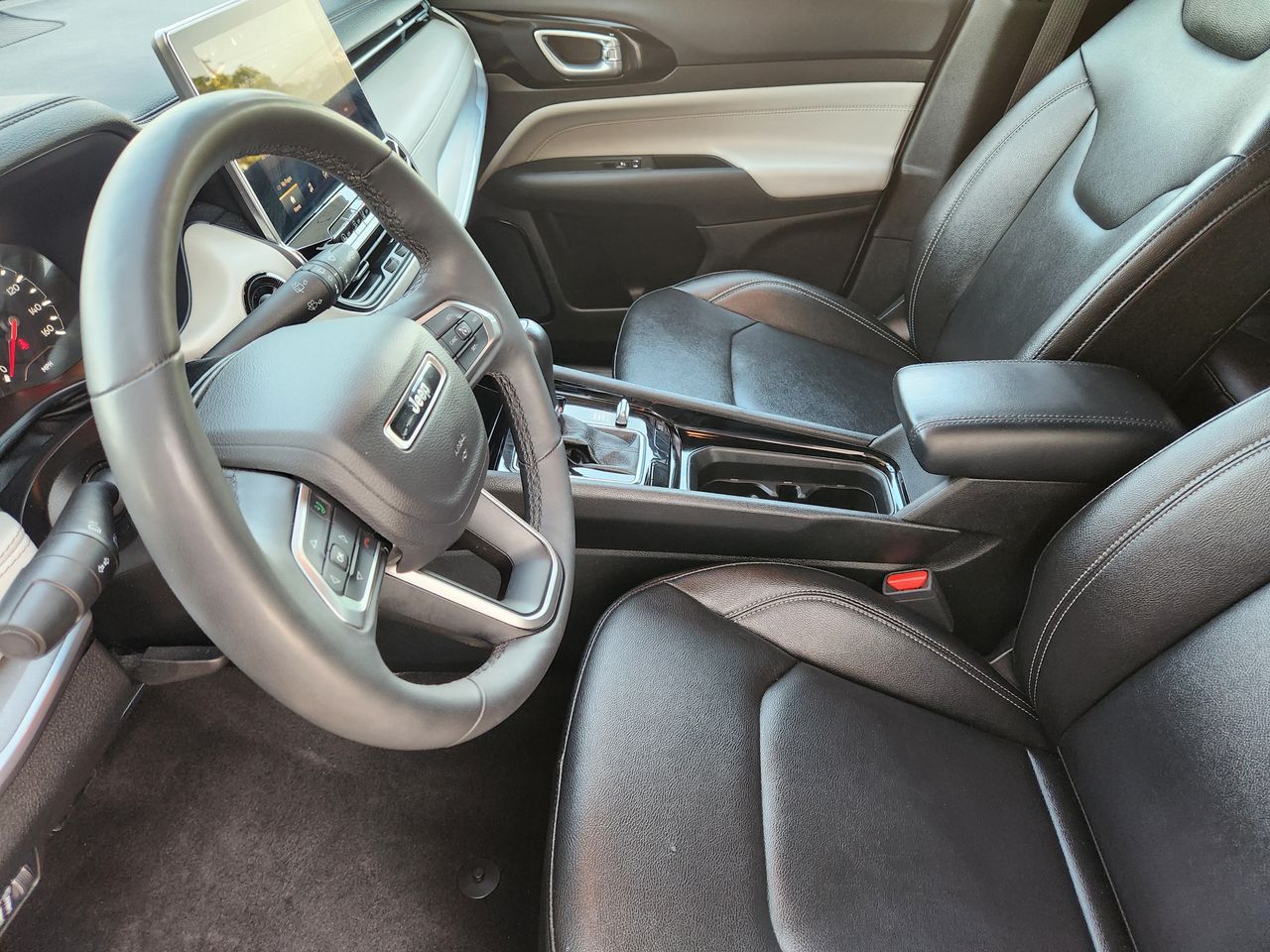 2025 Jeep Compass Limited - Photo 12