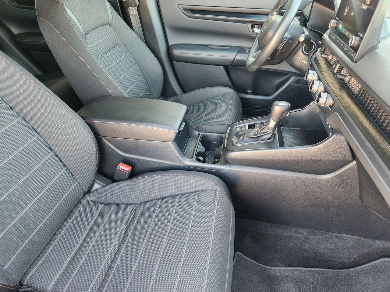 2025 Honda CR-V Sport - Photo 13