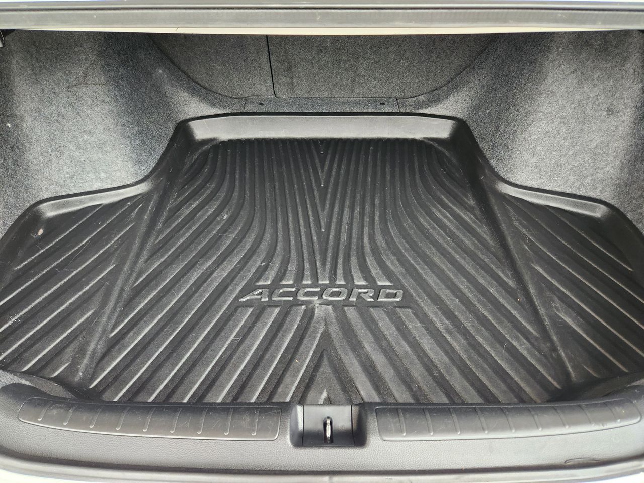 2018 Honda Accord EX - Photo 31