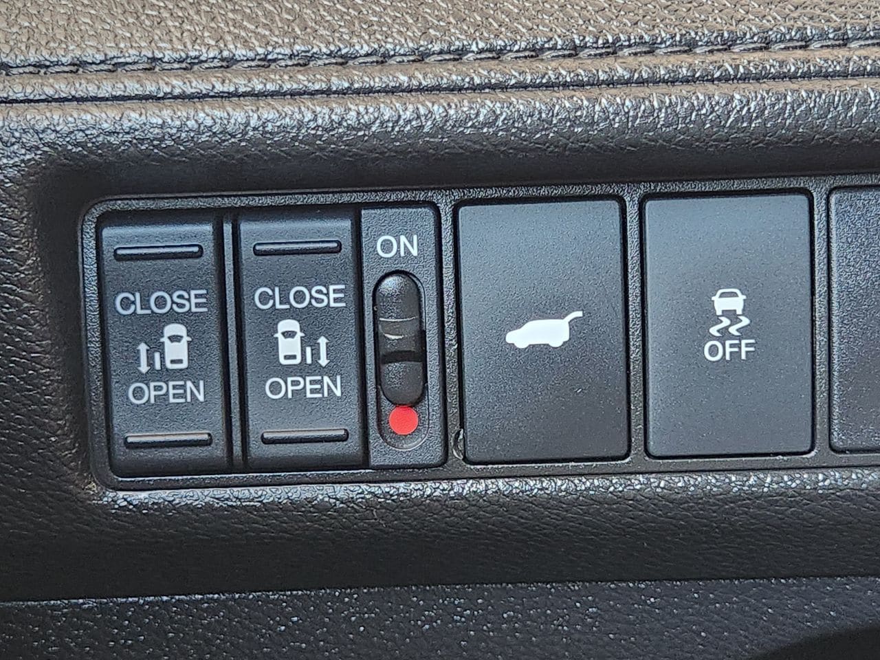 2025 Honda Odyssey Sport L - Photo 21