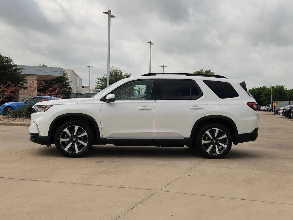 Certified 2023 Honda Pilot Touring SUV