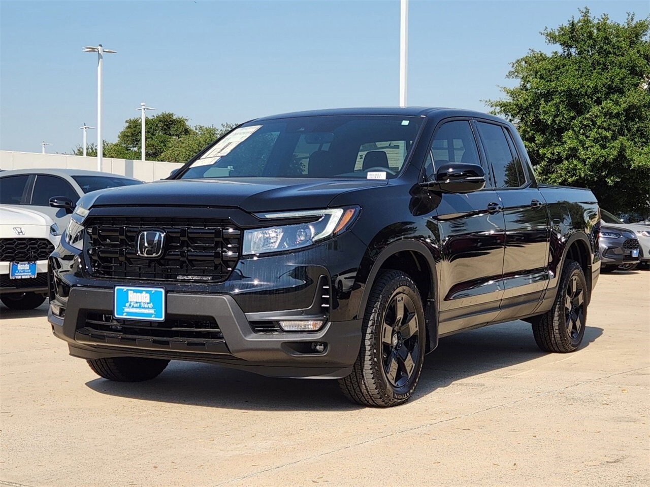 2026 Honda Ridgeline Black Edition photo 2