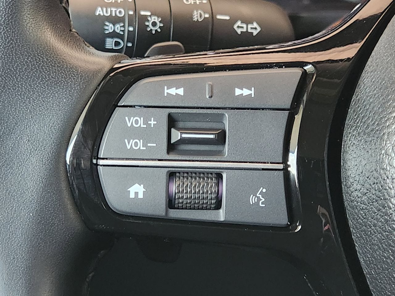 2025 Honda Pilot EX-L - Photo 26