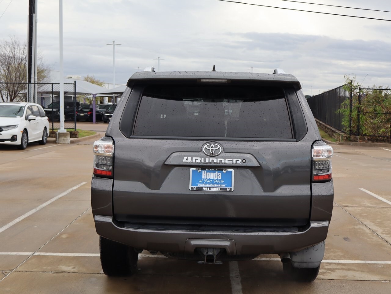 2016 Toyota 4Runner SR5 photo 4