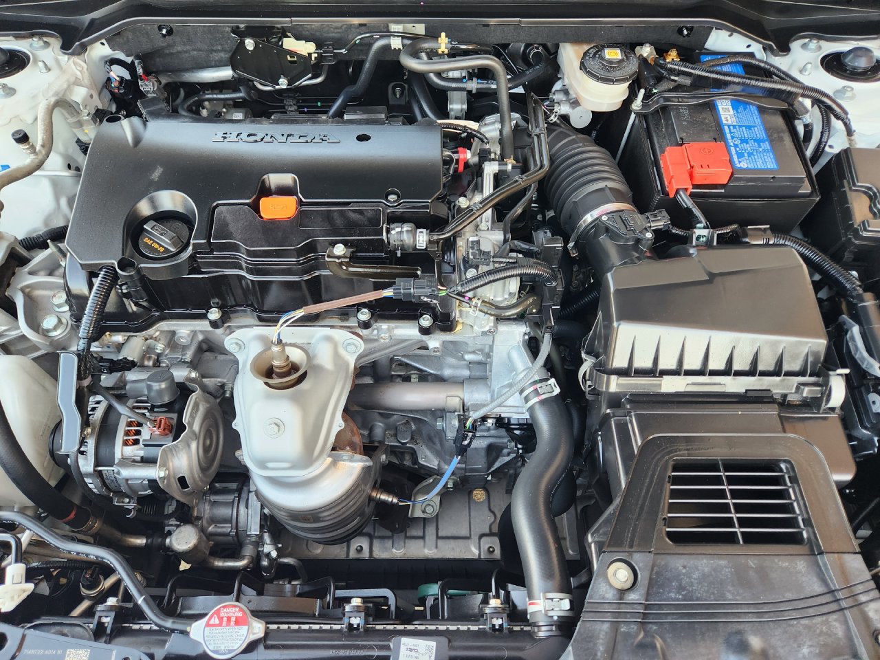 2023 Honda Civic Hatchback LX - Photo 29
