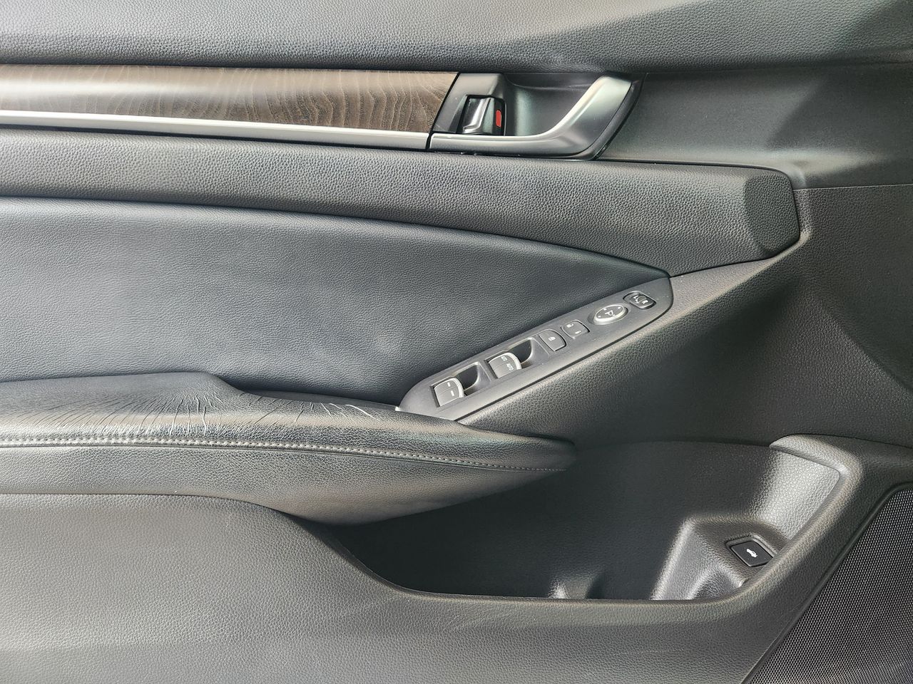 2018 Honda Accord EX - Photo 22