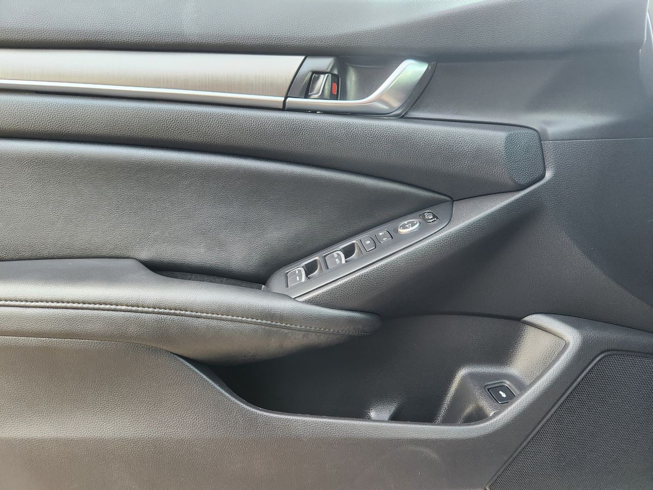 2020 Honda Accord LX - Photo 22