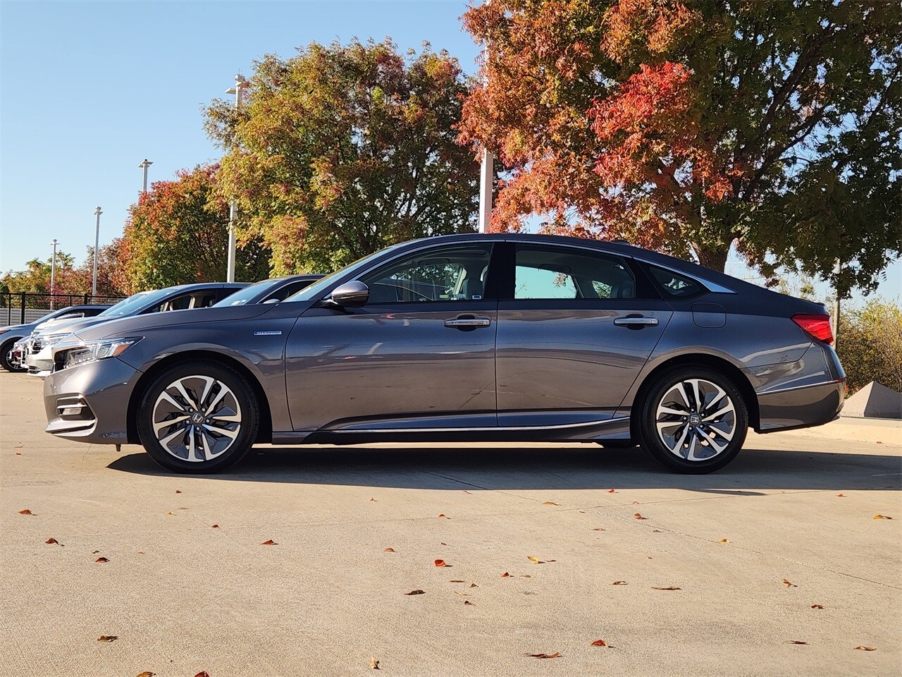 2020 Honda Accord Hybrid Touring photo 4