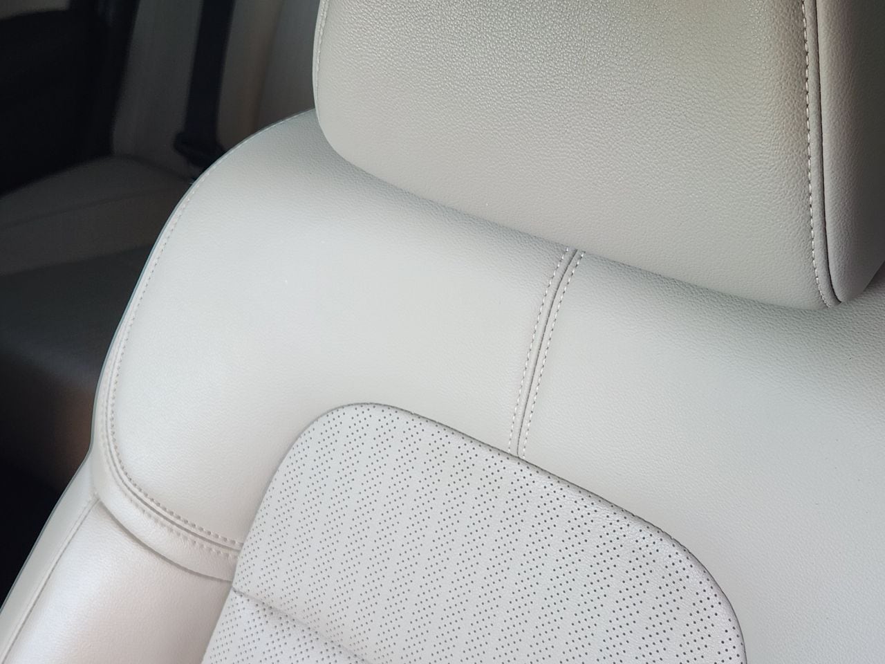 2022 Honda Civic Touring - Photo 14