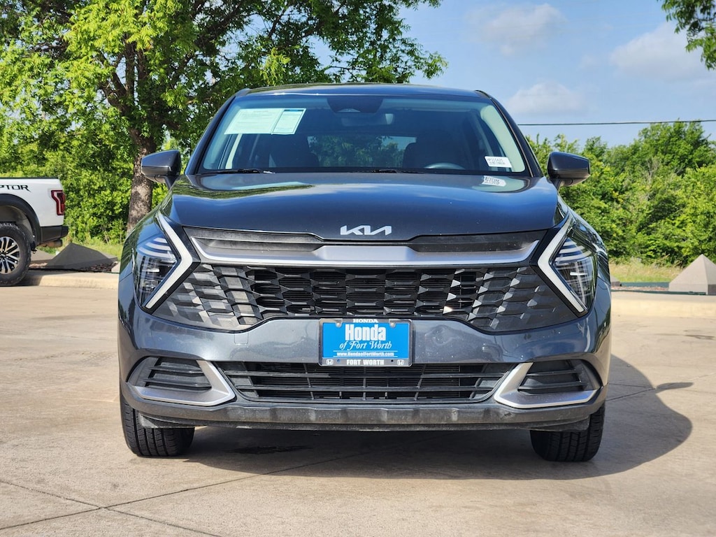 Used 2024 Kia Sportage LX SUV