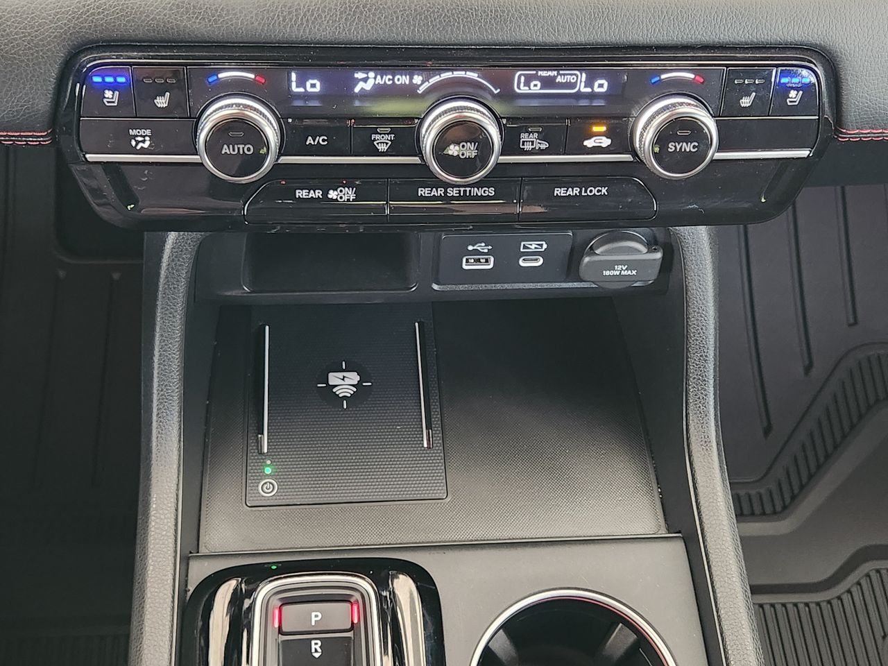 2025 Honda Pilot Black Edition - Photo 18
