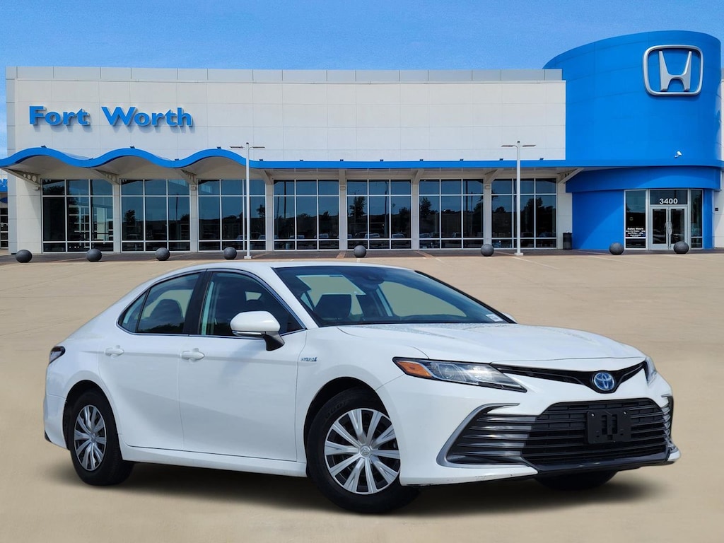 Used 2021 Toyota Camry Hybrid LE Sedan