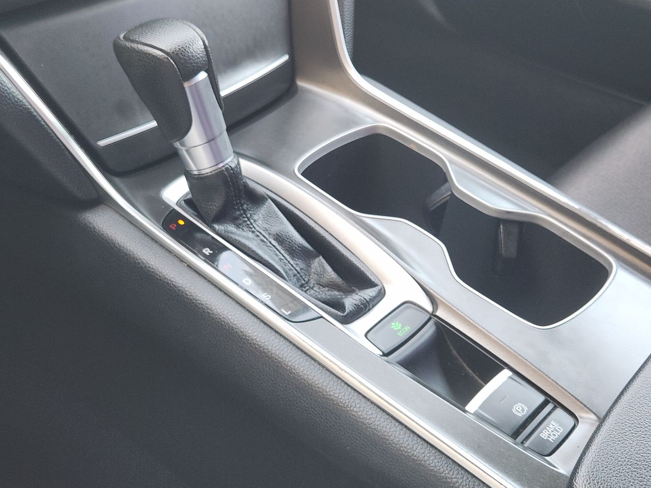 2020 Honda Accord LX - Photo 19