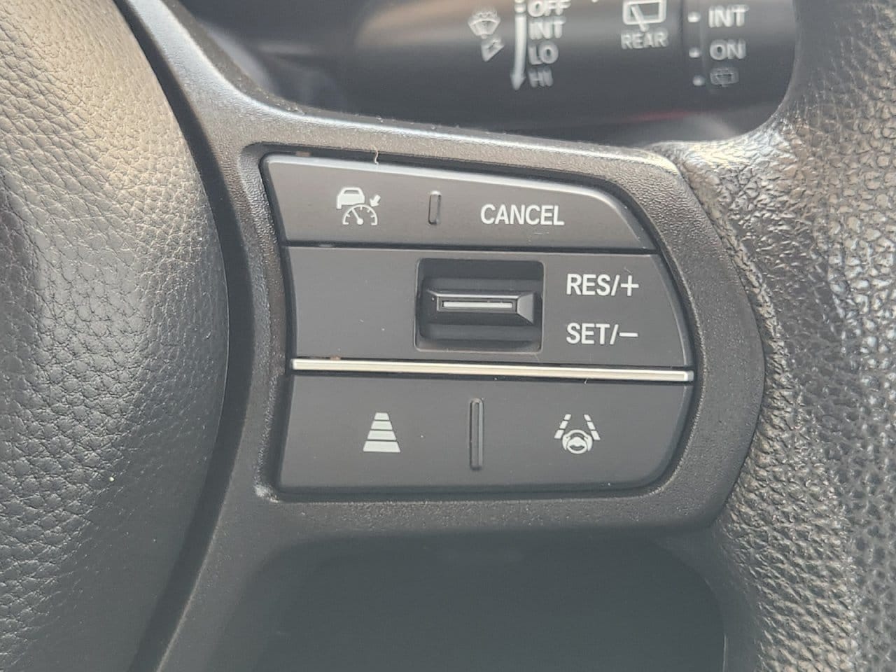 2024 Honda CR-V LX - Photo 27