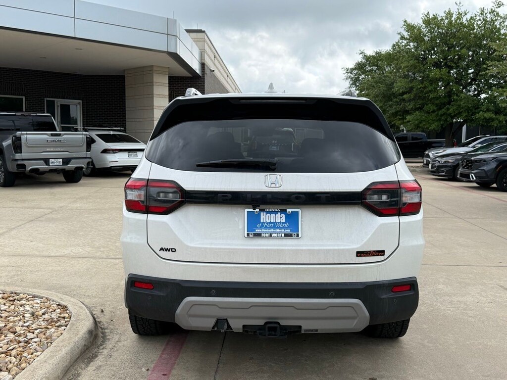 Certified 2025 Honda Pilot TrailSport SUV