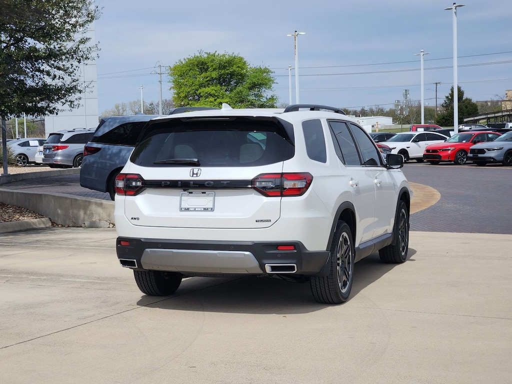 New 2026 Honda Pilot Touring S SUV