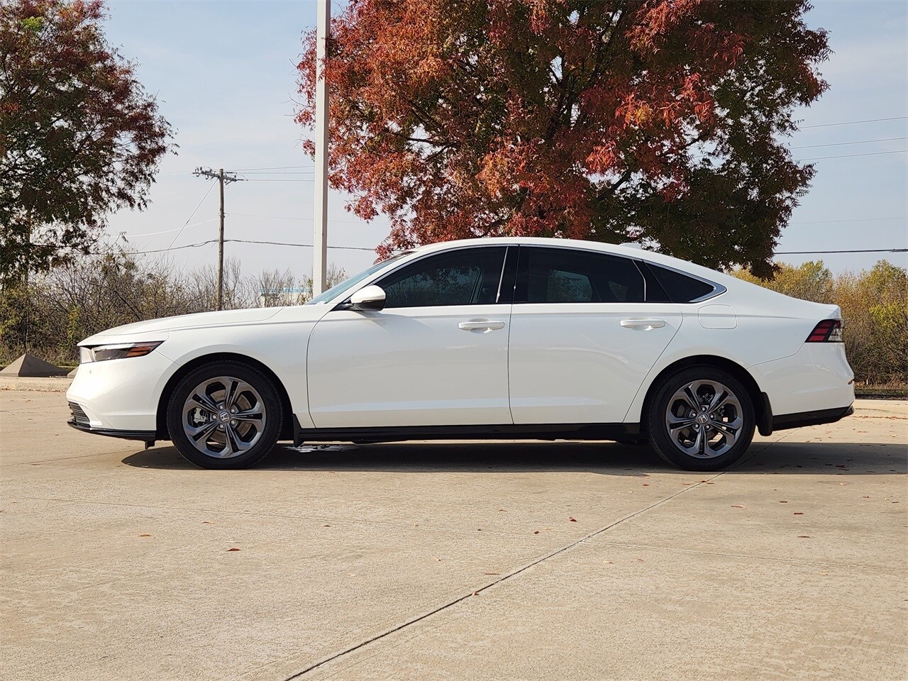 2024 Honda Accord Hybrid photo 4