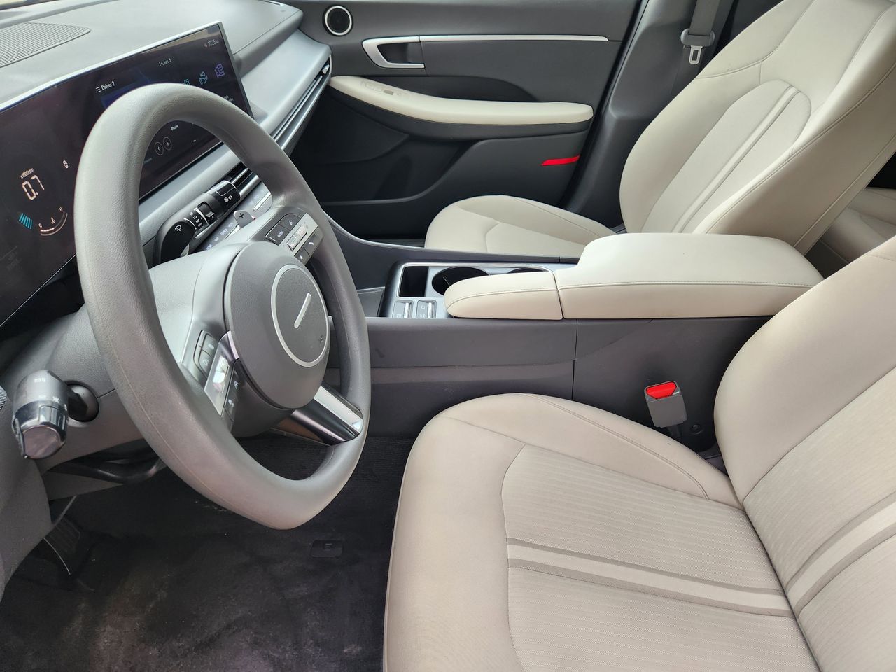 2025 Hyundai Sonata SEL - Photo 12