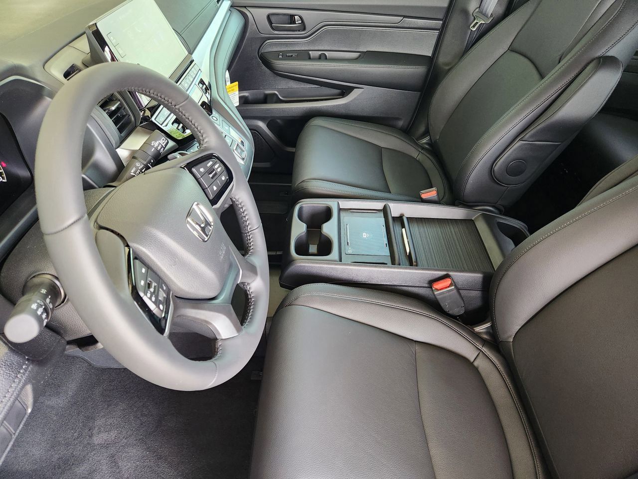 2026 Honda Odyssey EX-L - Photo 10