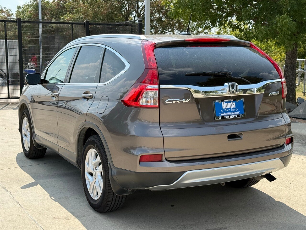 2016 Honda CR-V EX-L photo 2