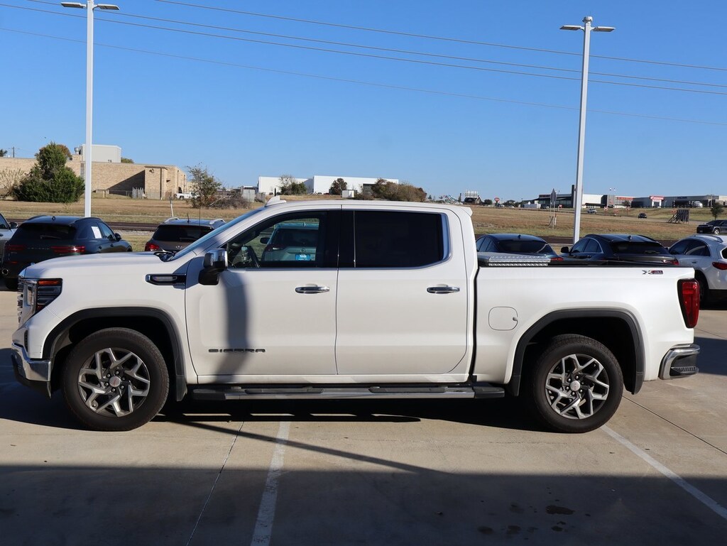 Used 2023 GMC Sierra 1500 SLT Truck Crew Cab