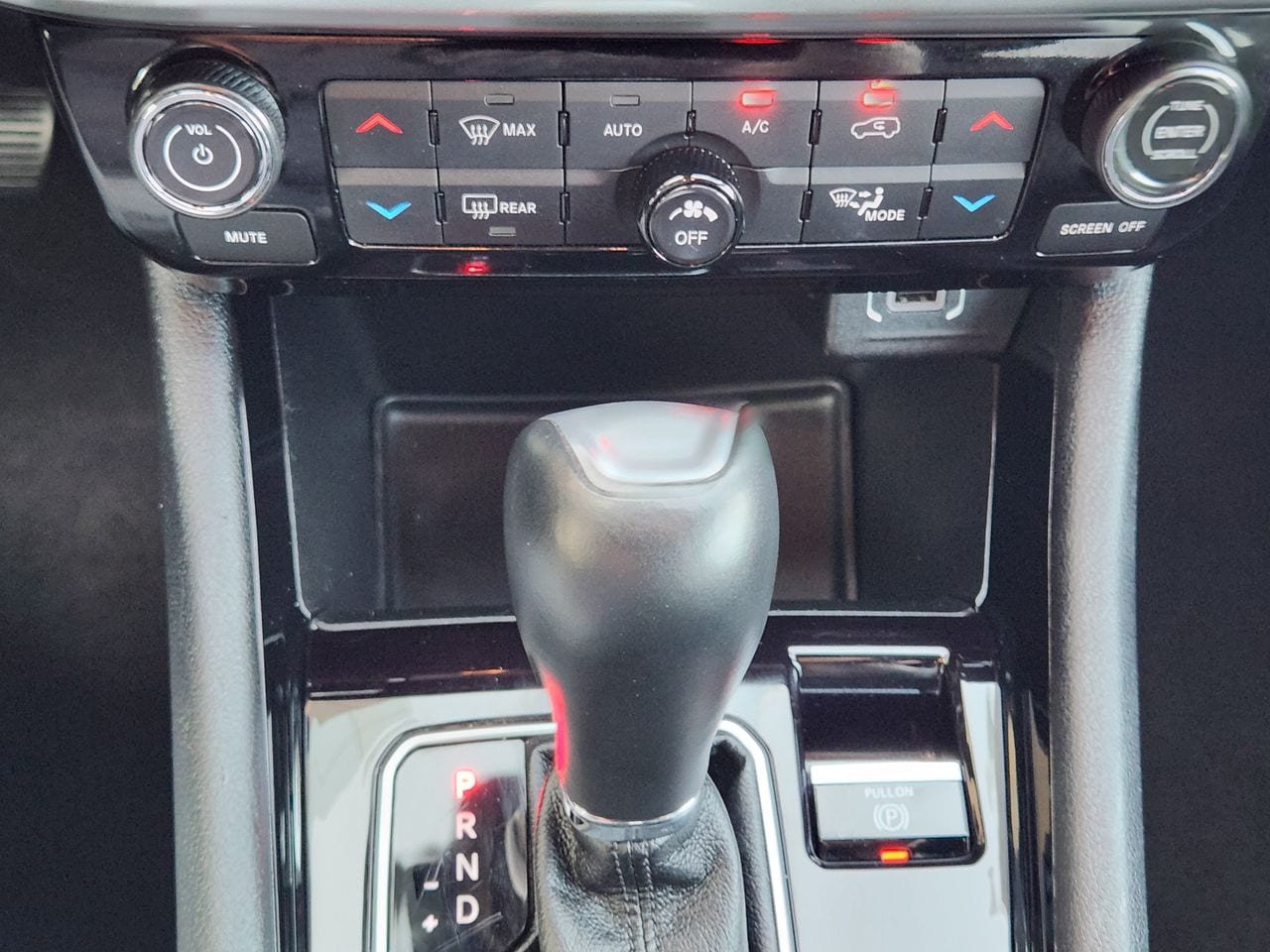 2025 Jeep Compass Limited - Photo 18